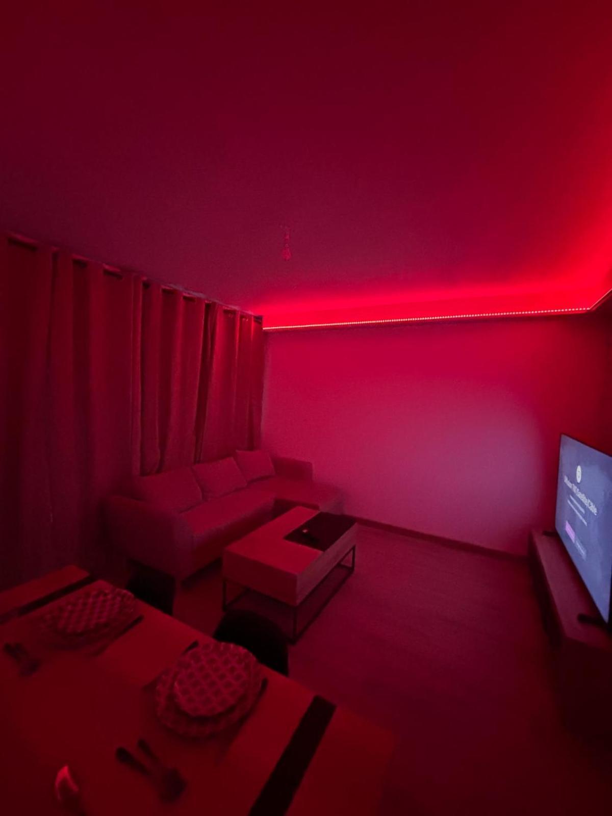 Apartment New, Bright