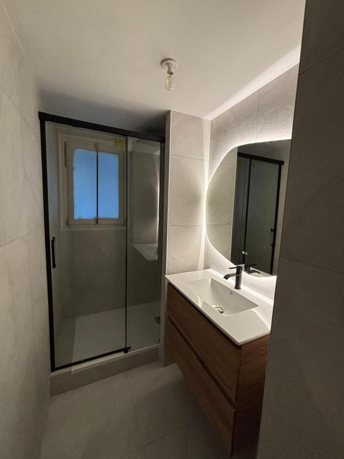 Apartment New, Bright Laval (Mayenne)